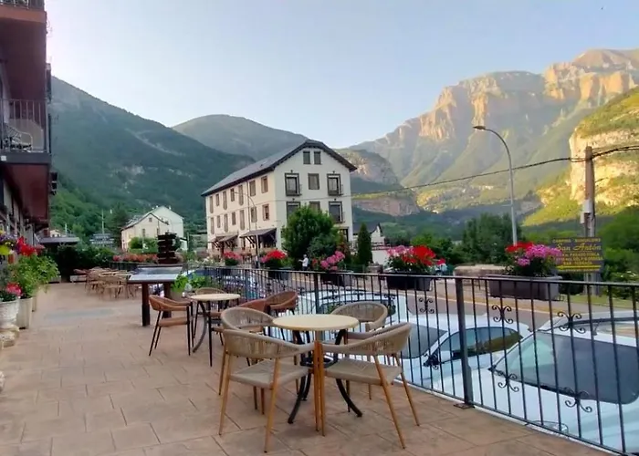 Edelweiss Hotel