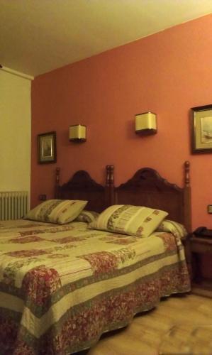 Edelweiss Hotel 2*